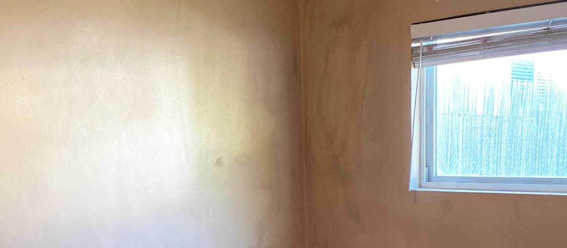 How to clean interior walls